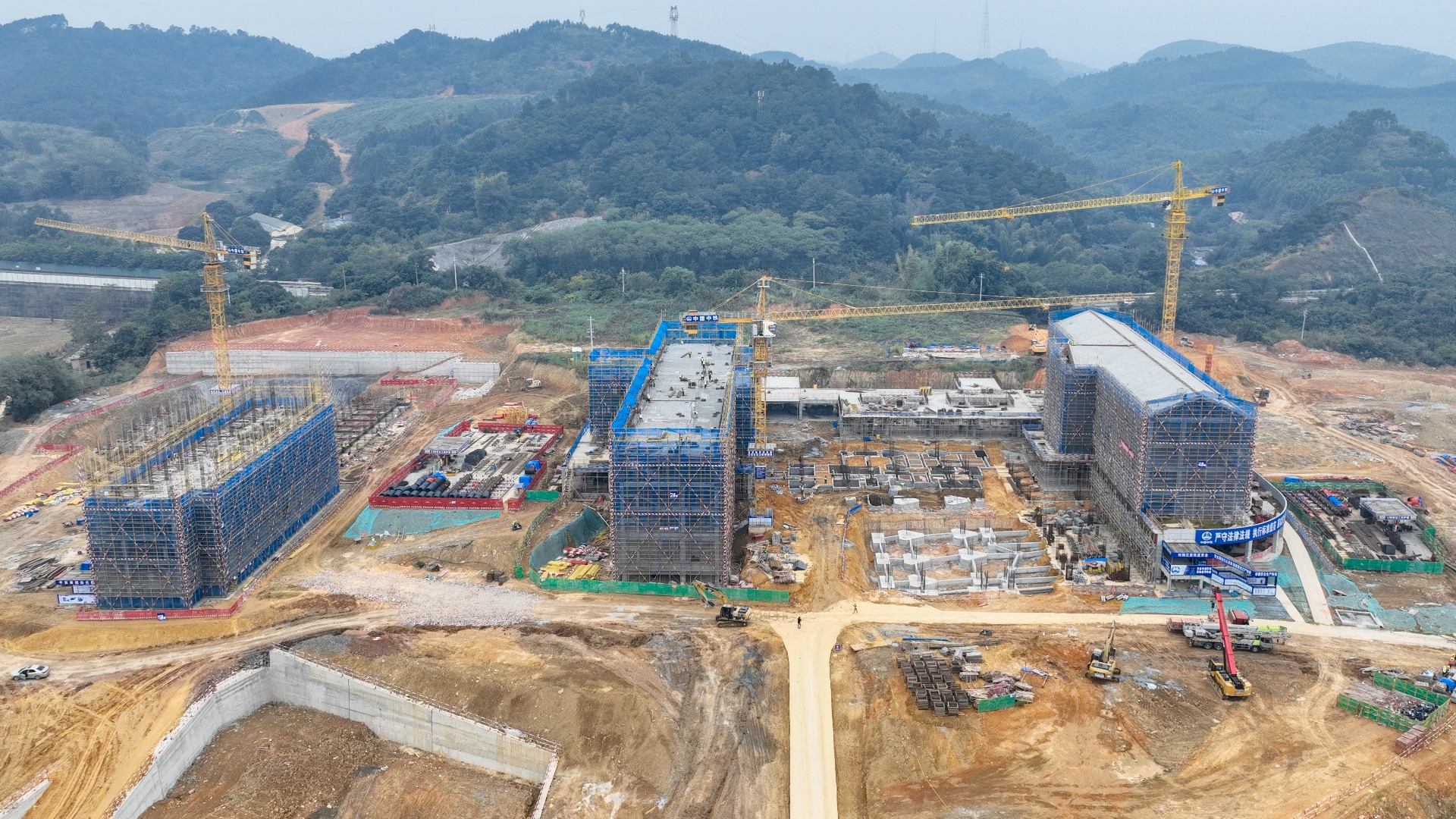 龍景六小、十二中_副本